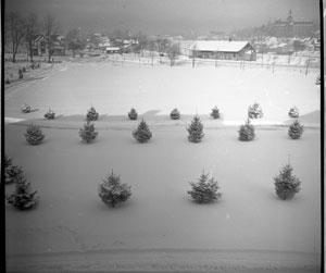 Winter Scene - Pennsylvania Railroad Station and Motherhouse in the background
January 15, 1939 